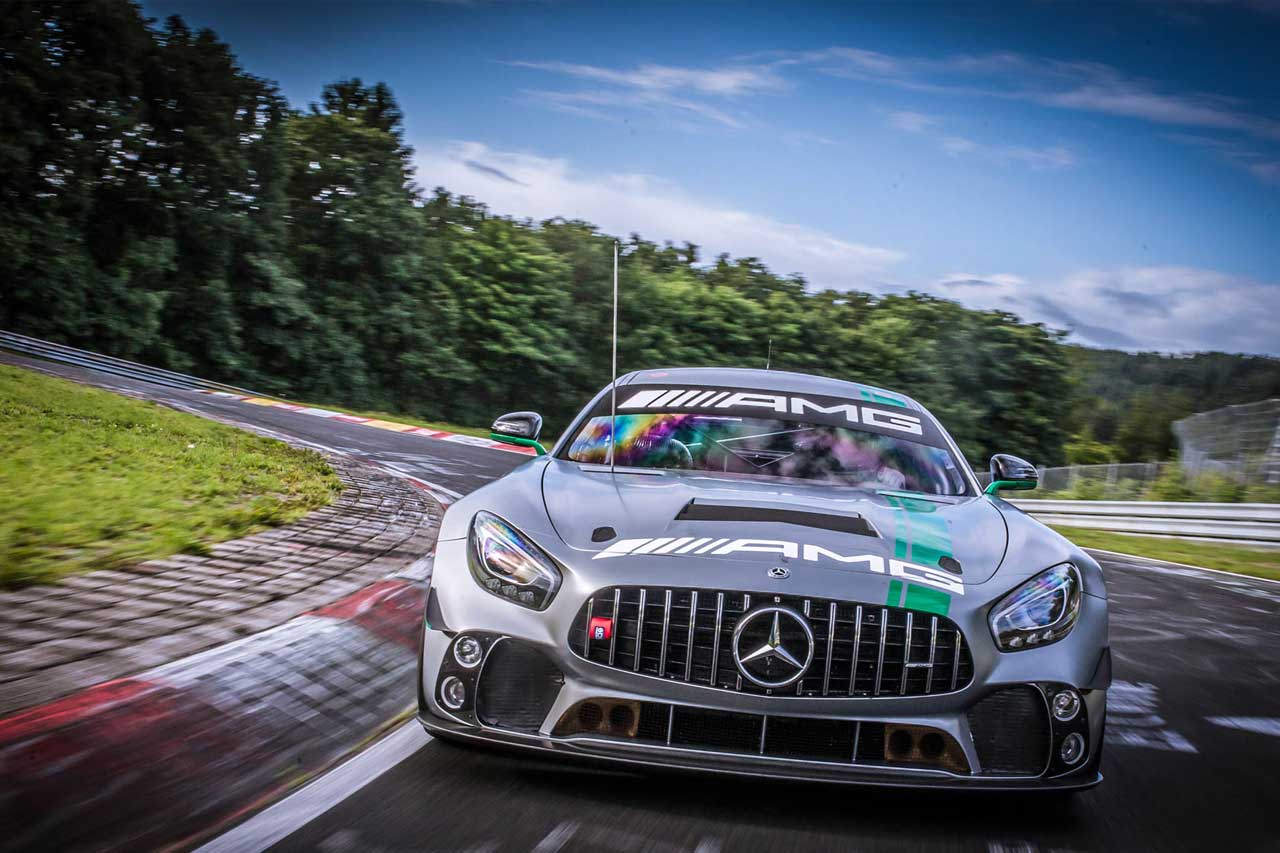 The CV Performance Group opens up the professional step into the GT4 class for its drivers ...